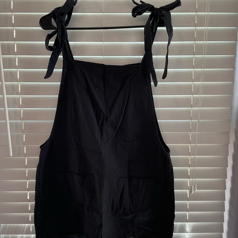 Black thin overalls